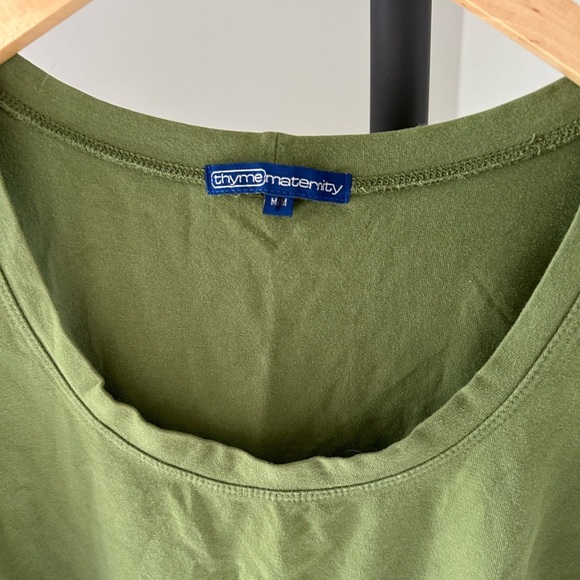 Green Sleeveless Maternity Top - Picture 2 of 5